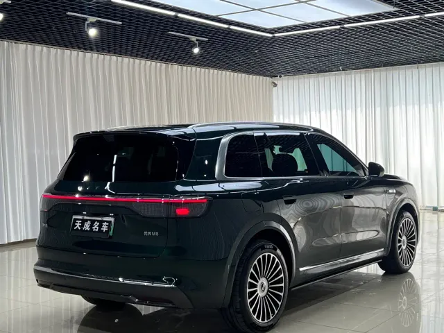 Aito M8 — Фото автомобиля 4