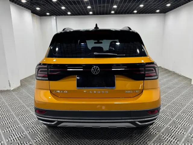Volkswagen T-Cross — Фото автомобиля 8