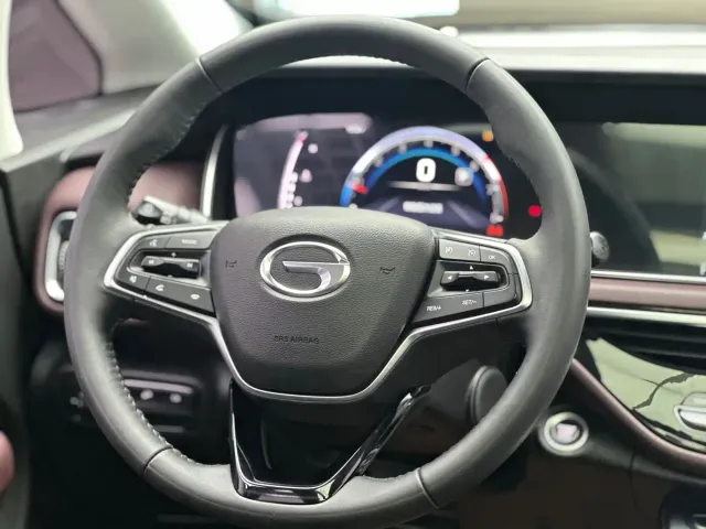 GAC Trumpchi M6 — Фото автомобиля 7