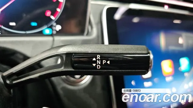 Mercedes-Benz E-Class — Фото автомобиля 6