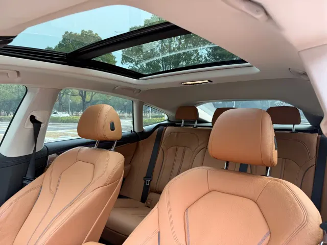 BMW 6 Series Gran Turismo — Фото автомобиля 10