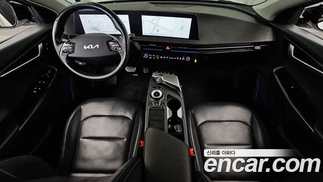 Kia EV6 — Фото автомобиля 10