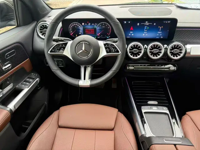 Mercedes-Benz GLB-Class — Фото автомобиля 6