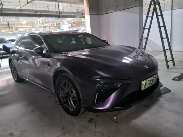 Hozon Nezha S Shooting Brake — Фото автомобиля 3