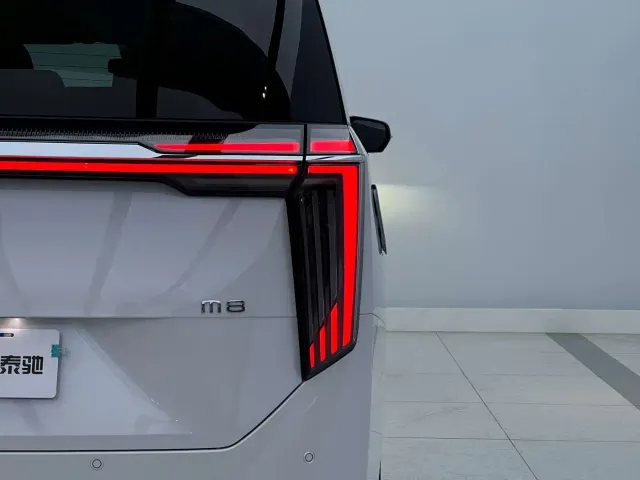 GAC Trumpchi M8 — Фото автомобиля 6