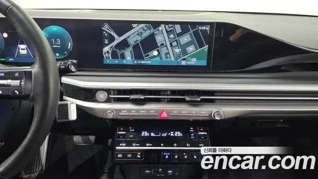 Hyundai Grandeur GN7 — Фото автомобиля 12