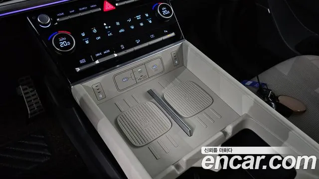 Hyundai Santa Fe MX5 — Фото автомобиля 29