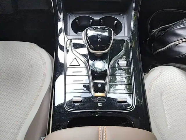 BYD Qin PLUS — Фото автомобиля 13