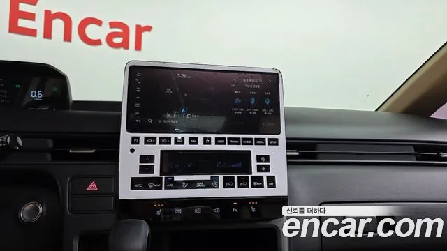Hyundai Staria Staria L3.5 Tourer 11 мест — Фото автомобиля 15