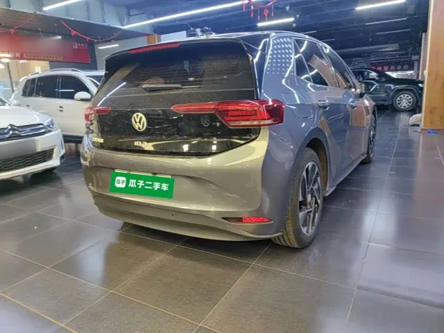 Volkswagen ID.3 — Фото автомобиля 6