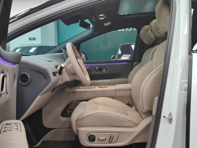 Li Auto i6 — Фото автомобиля 3