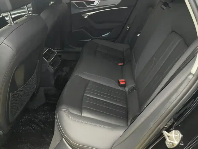 Audi A6 — Фото автомобиля 11