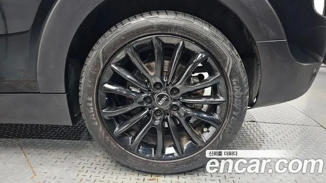 Mini Clubman — Фото автомобиля 19