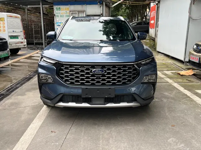 Ford Lingrui — Фото автомобиля 2
