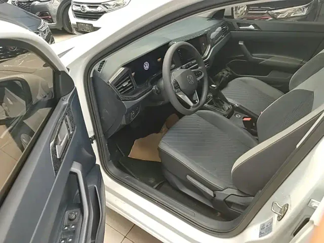 Volkswagen Lavida — Фото автомобиля 15