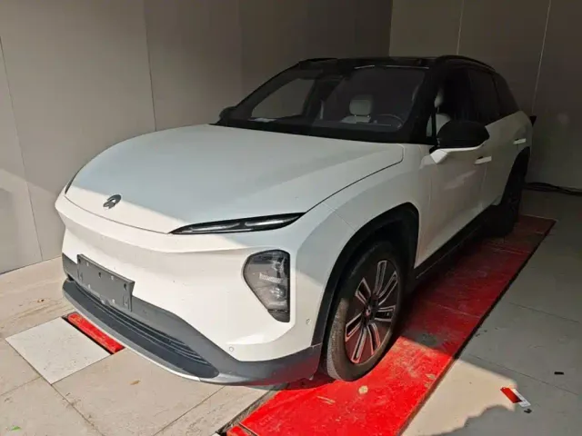 Фотография автомобиля — Nio ES7