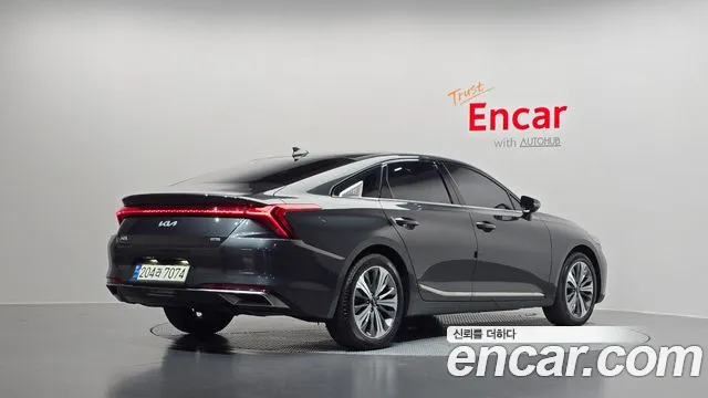 Kia K8 — Фото автомобиля 2