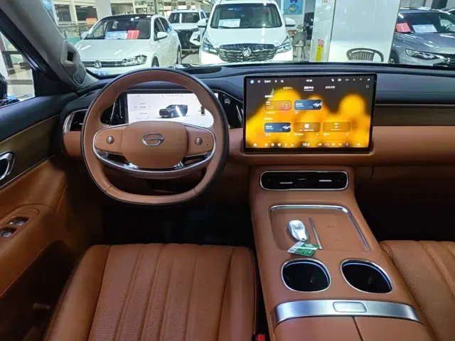 GAC Trumpchi Xiangwang S9 — Фото автомобиля 12