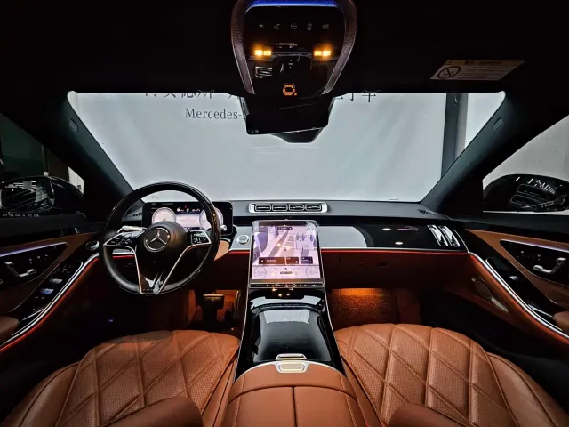 Mercedes-Benz Maybach S-Class — Фото автомобиля 17