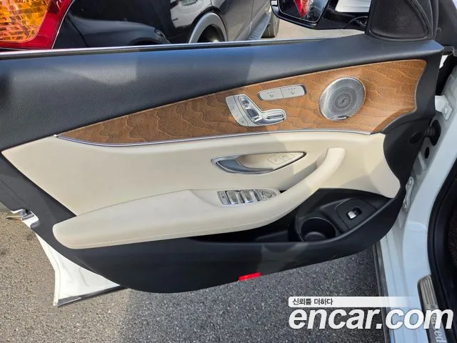 Mercedes-Benz E-Class W213 — Фото автомобиля 4