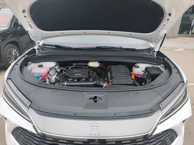 BYD Song L DM-i — Фото автомобиля 19