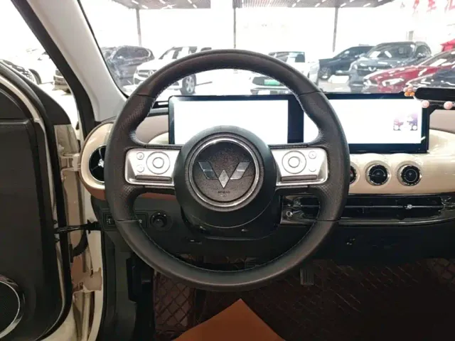 Wuling Bingo — Фото автомобиля 10