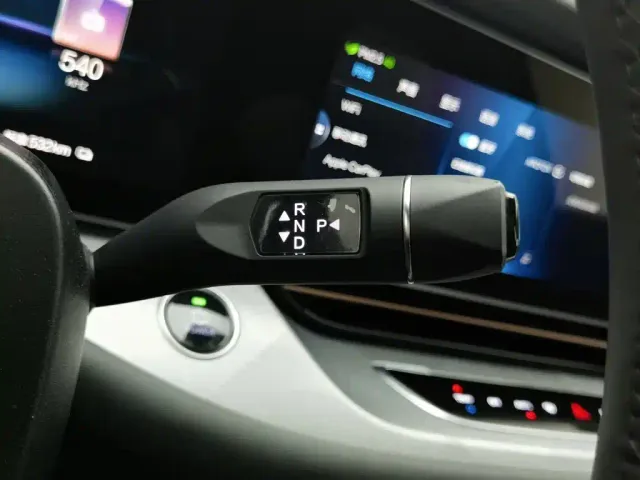 ARCFOX Arcfox Alpha S 2021 708S+ 160kW — Фото автомобиля 13
