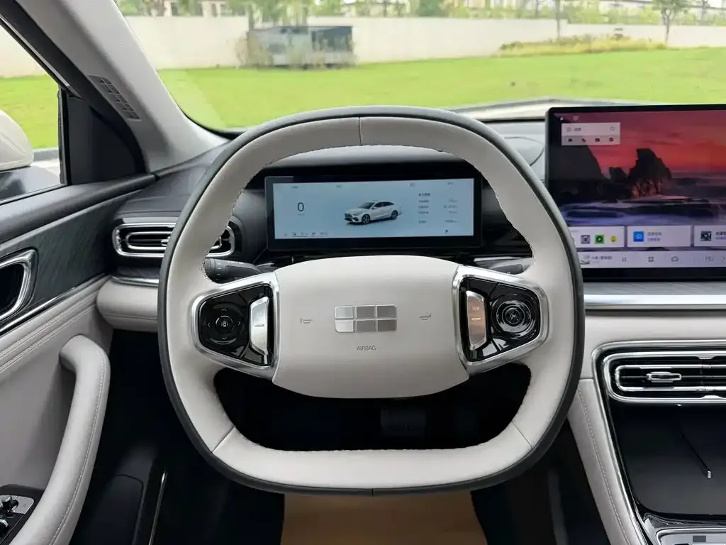 Geely Galaxy Galaxy Stellar 6 2025 Base Version — Фото автомобиля 7