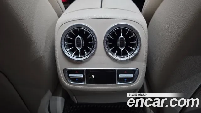 Mercedes-Benz CLS-Class — Фото автомобиля 27