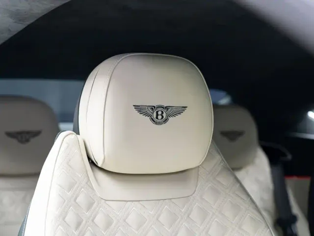 Bentley Continental — Фото автомобиля 15