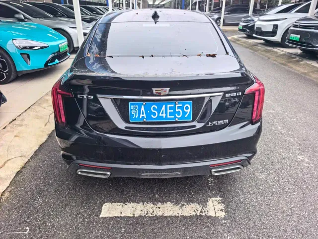 Cadillac CT5 — Фото автомобиля 11