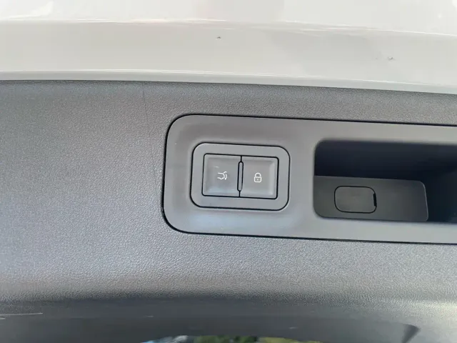 BYD Song Ultra — Фото автомобиля 18