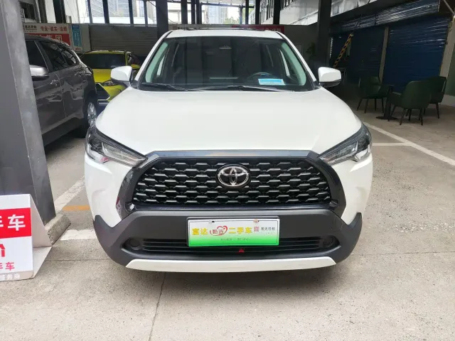 Toyota Corolla Cross — Фото автомобиля 2