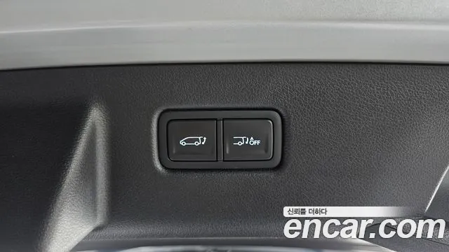 Hyundai Staria — Фото автомобиля 24