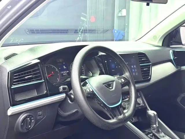 Jetta VS5 — Фото автомобиля 5