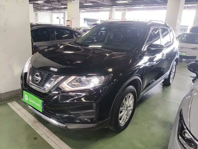 Фотография автомобиля — Nissan X-Trail