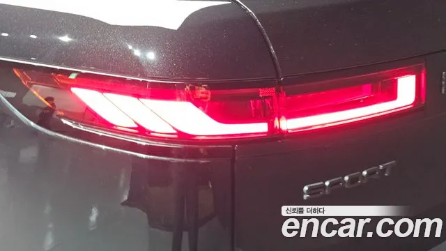 Land Rover Range Rover Sport — Фото автомобиля 20
