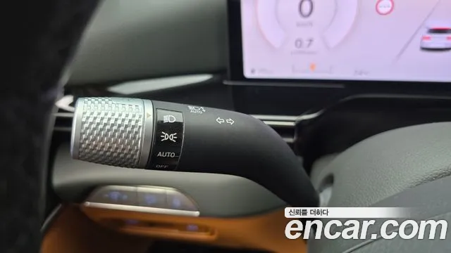 Genesis GV80 — Фото автомобиля 27