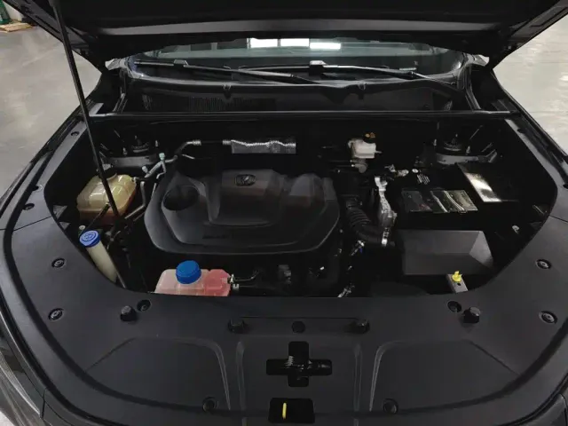 Changan CS75 Plus — Фото автомобиля 6