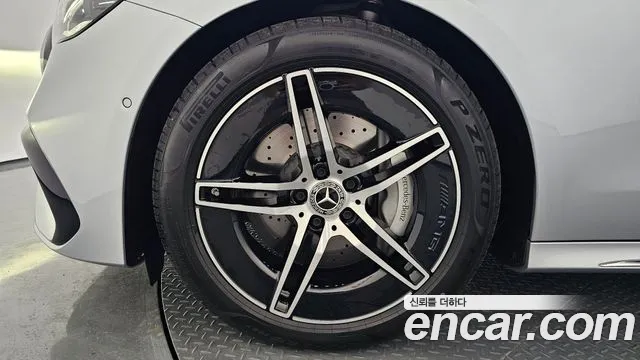 Mercedes-Benz E-Class E-класс W214 — Фото автомобиля 5