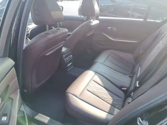 BMW 3 Series — Фото автомобиля 21