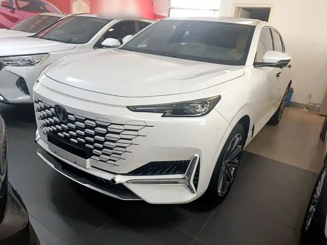 Фотография автомобиля — Changan UNI-K
