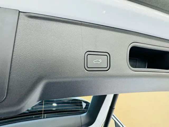 Geely Boyue L — Фото автомобиля 10