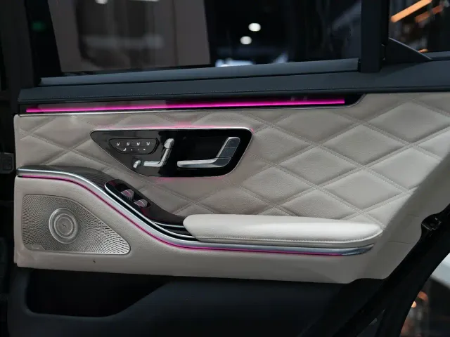 Mercedes-Benz S-Class — Фото автомобиля 21