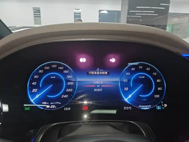 Mercedes-Benz EQS — Фото автомобиля 11