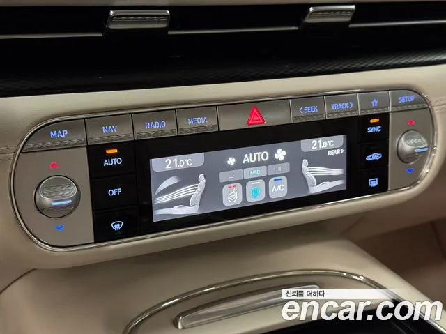 Genesis G90 Бензин 3.5 Turbo 2WD — Фото автомобиля 16