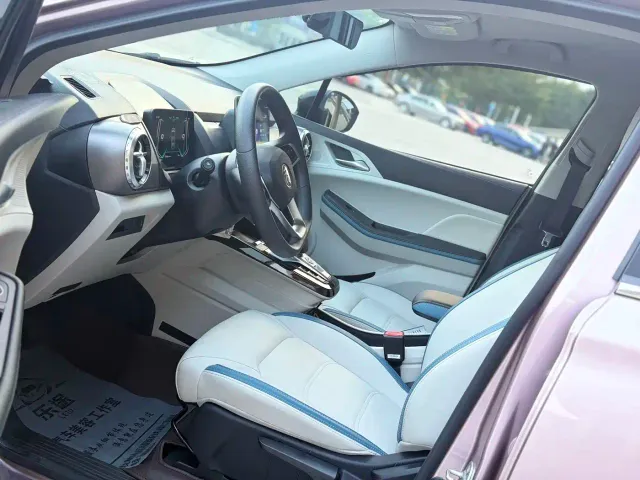 BYD Yuan Pro — Фото автомобиля 15