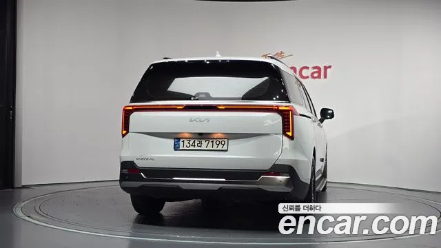 Kia Carnival 4th Gen — Фото автомобиля 4