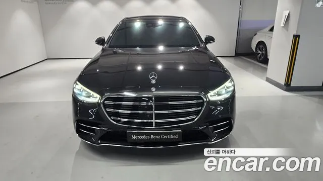 Mercedes-Benz S-Class — Фото автомобиля 3
