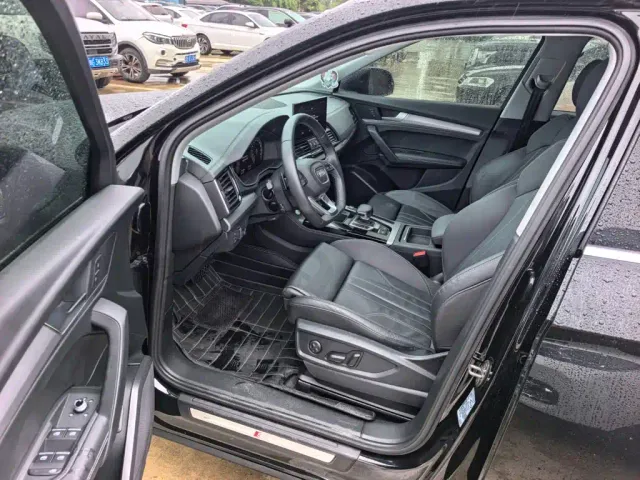 Audi Q5L — Фото автомобиля 8